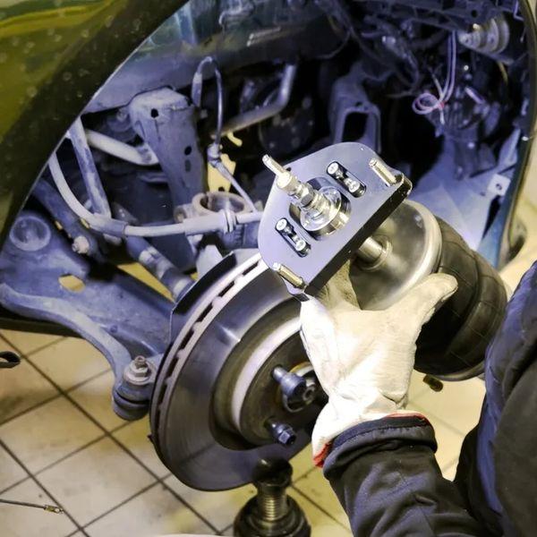 Ремонт пневмопідвіски легкового автомобіля